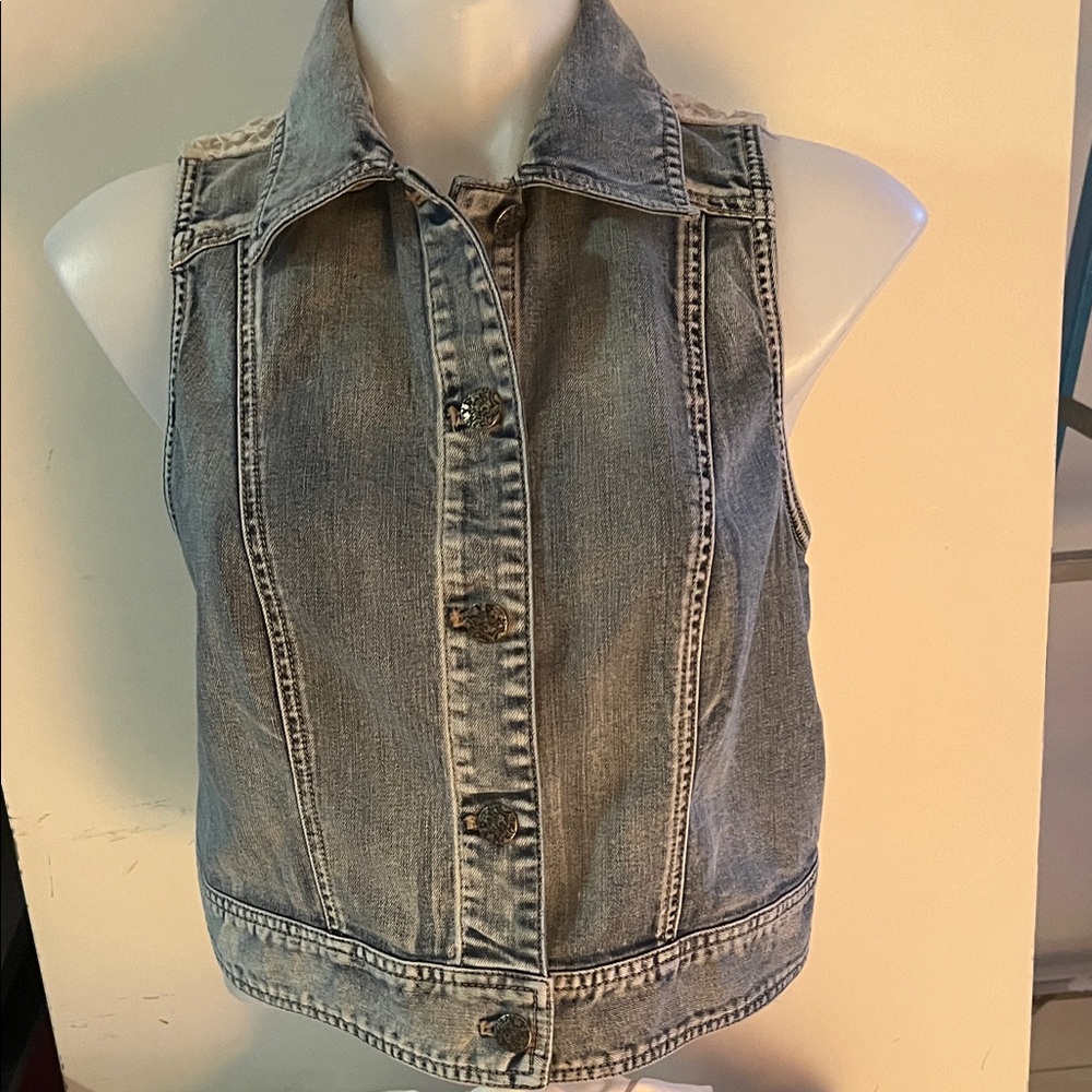 Platinum Chicos Denim with cream laced back Sleeveless Vest size 1
